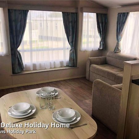 Spruce Deluxe Holiday Home Mablethorpe Exterior photo